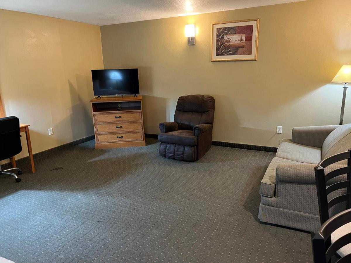 Americas Best Value Inn Pharr/Mcallen Exterior foto